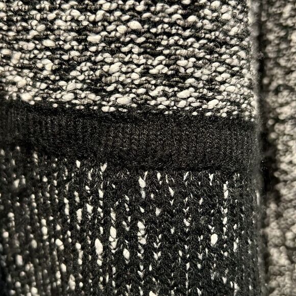 Karl‎ Lagerfeld Black/White Button Up Cardigan Sweater Size L - Picture 7 of 12